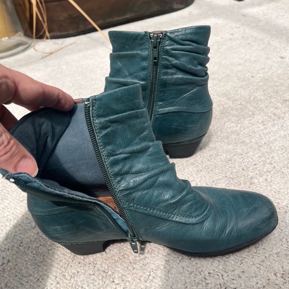 Cobb Hill Leather Slouch Heeled Ankle Boots Dark Teal Size 7 Great Condition - Picture 8 of 10
